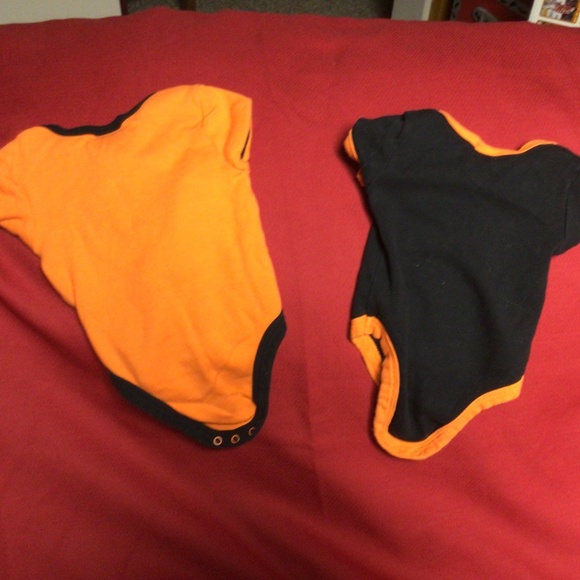 - NHL PHILADELPHIA Flyers baby onesies - Picture 2 of 2